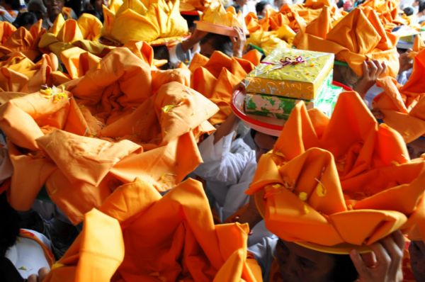 TP.HCM - Lễ dâng Y Ca Sa tại Tịnh xá Trung Tâm