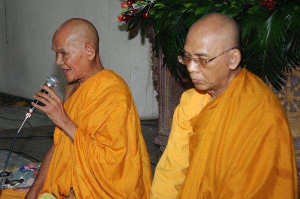 TP.HCM - Lễ dâng Y Ca Sa tại Tịnh xá Trung Tâm