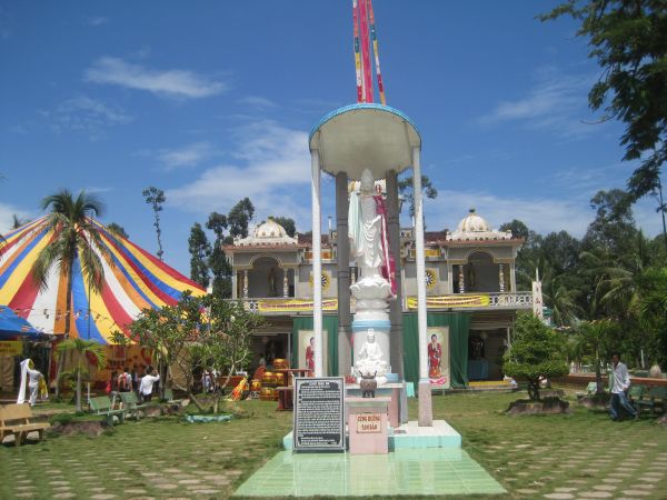 Chùa Quan Âm, Đồng Tháp tưng bừng chuẩn bị đại lễ Vu lan Báo hiếu