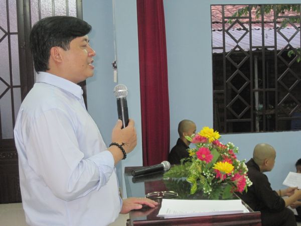 Hương sen mùa hạ hân hoan chuẩn bị giờ khai khóa