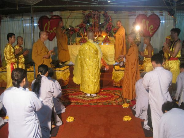 Chùa Quan Âm, Đồng Tháp tưng bừng chuẩn bị đại lễ Vu lan Báo hiếu