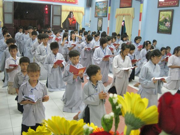 Hương sen mùa hạ hân hoan chuẩn bị giờ khai khóa