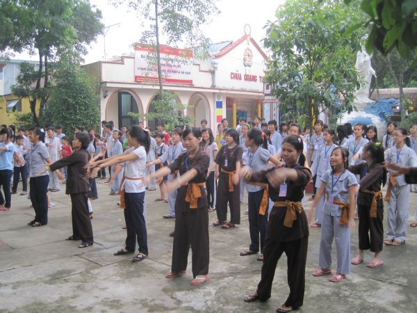 Chùm ảnh sinh hoạt khóa tu Hương sen mùa hạ