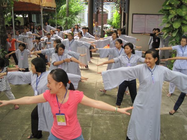 Chùm ảnh sinh hoạt khóa tu Hương sen mùa hạ