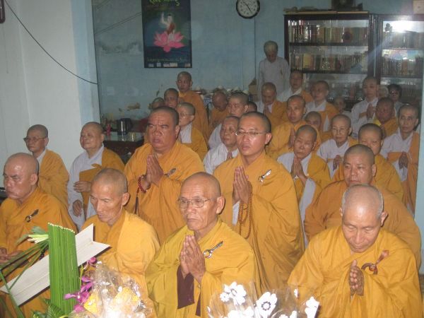 TP.HCM: Chùa Linh Sơn lễ Húy kỵ tưởng nhớ ân Sư