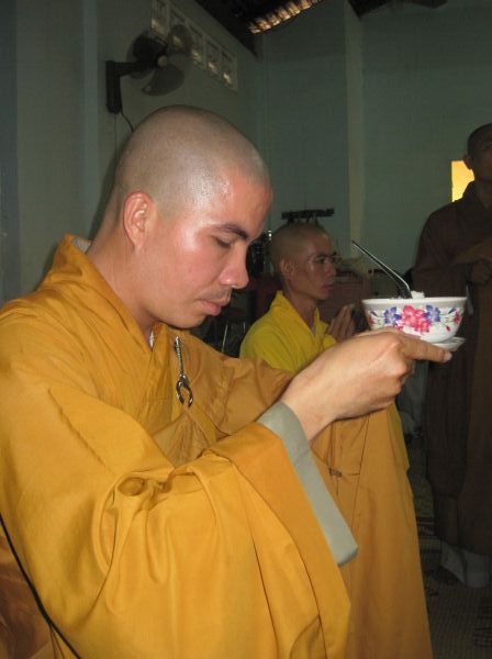 TP.HCM: Chùa Linh Sơn lễ Húy kỵ tưởng nhớ ân Sư