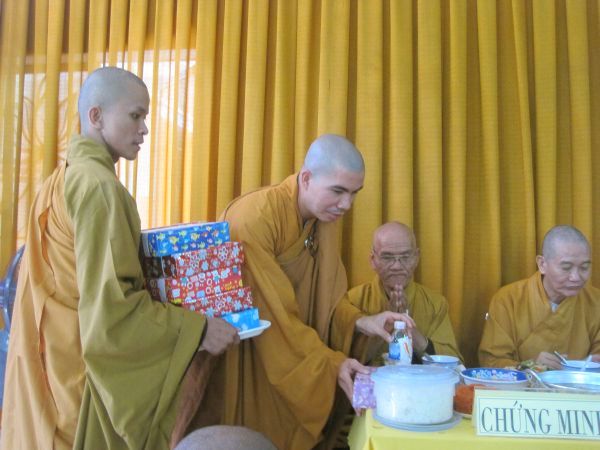 TP.HCM: Chùa Linh Sơn lễ Húy kỵ tưởng nhớ ân Sư