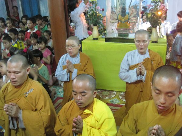 Quảng Nam: Hành trình về nguồn cội, lễ Báo hiếu và tặng quà Trung Thu