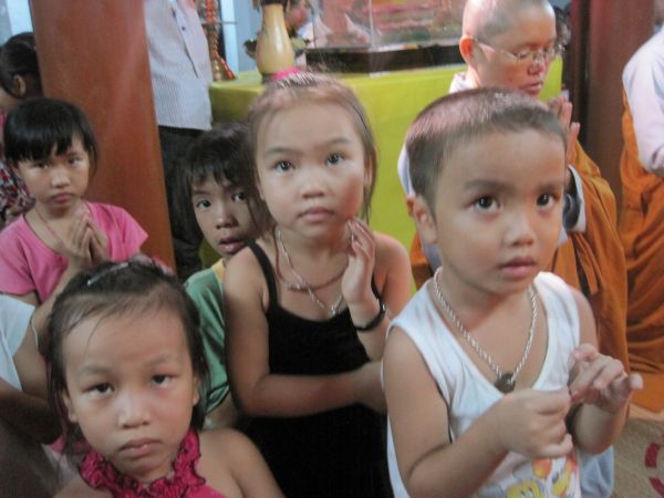 Quảng Nam: Hành trình về nguồn cội, lễ Báo hiếu và tặng quà Trung Thu