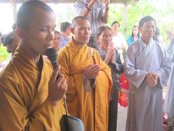 Phát 300 phần quà tại Quảng Nam và sự gặp gở người bạn chung trường ĐĐ. Thích Tâm Mẫn