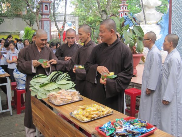 Tiệc trà chia tay