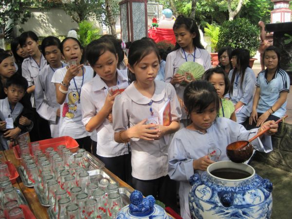 Tiệc trà chia tay