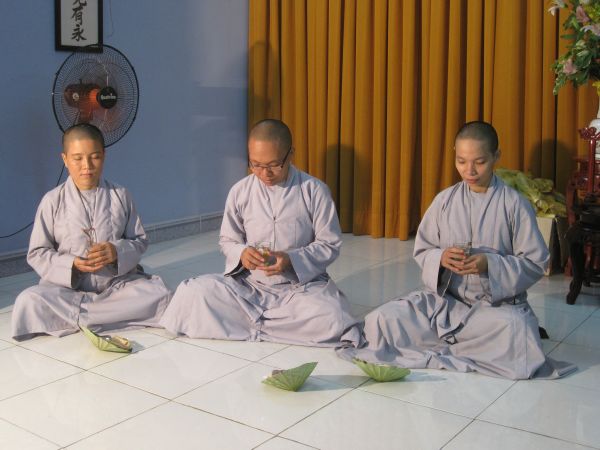 Tiệc trà chia tay