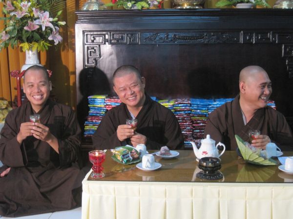 Tiệc trà chia tay