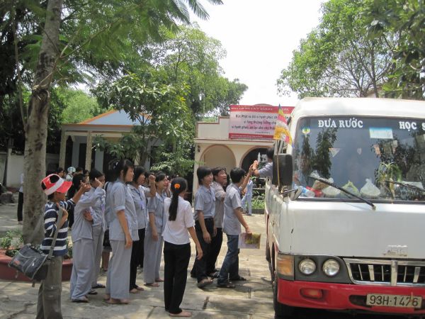 Tiệc trà chia tay