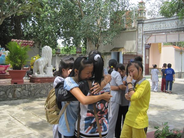 Tiệc trà chia tay