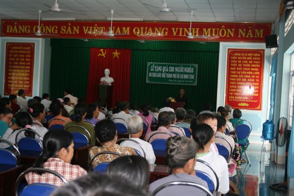 Đạo Phật Ngày Nay làm từ thiện tại Bà Rịa - Vũng Tàu