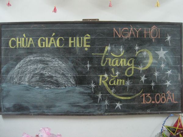 TPHCM: Đêm hội Trăng rằm tại chùa Giác Huệ