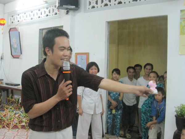 TPHCM: Đêm hội Trăng rằm tại chùa Giác Huệ