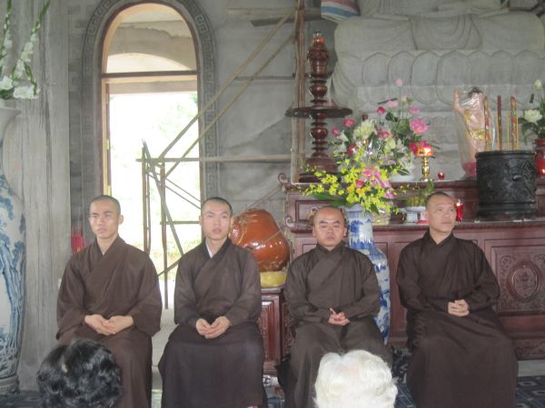 Một ngày cùng Thiền Viện Chân Nguyên