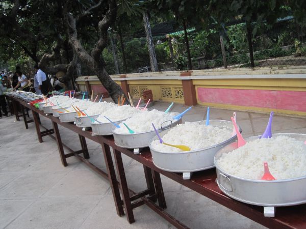 Hương hội hè – ngày đầu vào trại