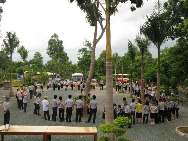 Một ngày cùng Thiền Viện Chân Nguyên