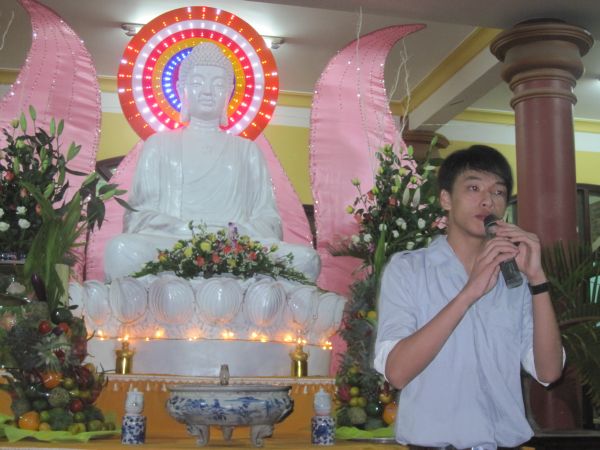 Hương hội hè – ngày đầu vào trại