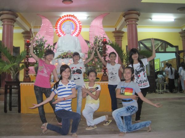 Hương hội hè – ngày đầu vào trại