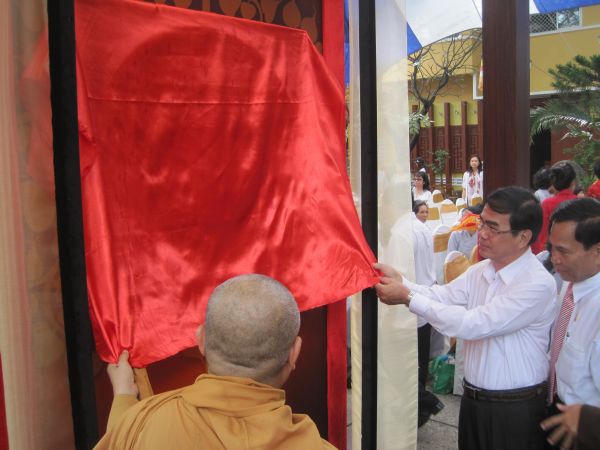 TP.HCM: Triển lãm bộ sưu tập hội họa đặc biệt “Bồ đề họa tâm”