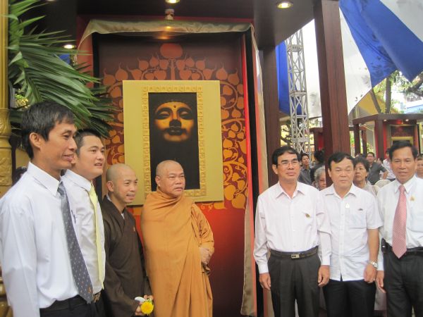 TP.HCM: Triển lãm bộ sưu tập hội họa đặc biệt “Bồ đề họa tâm”