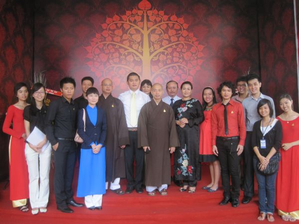 TP.HCM: Triển lãm bộ sưu tập hội họa đặc biệt “Bồ đề họa tâm”