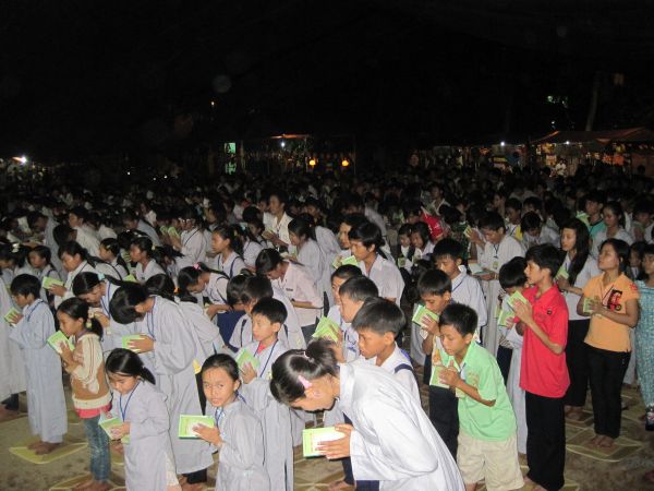 Chùm ảnh cuộc thi Văn nghệ và Duyên dáng áo lam của Hương hội hè 2010