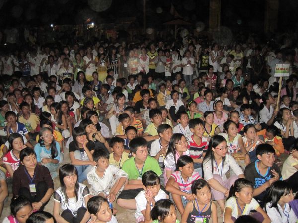 Chùm ảnh cuộc thi Văn nghệ và Duyên dáng áo lam của Hương hội hè 2010