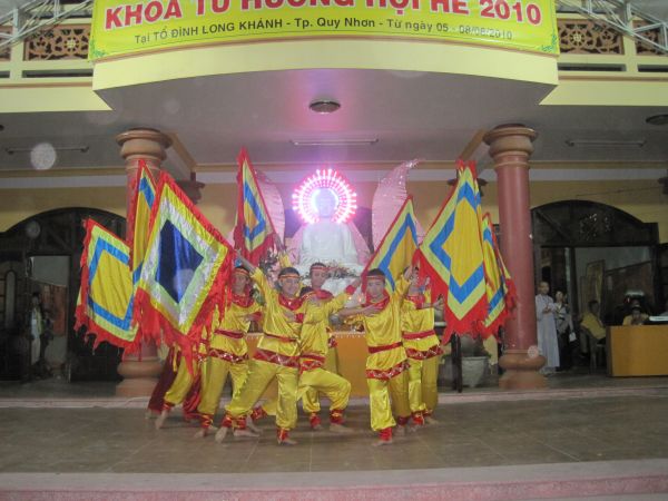 Chùm ảnh cuộc thi Văn nghệ và Duyên dáng áo lam của Hương hội hè 2010