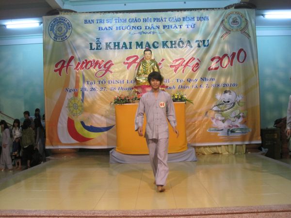 Chùm ảnh cuộc thi Văn nghệ và Duyên dáng áo lam của Hương hội hè 2010