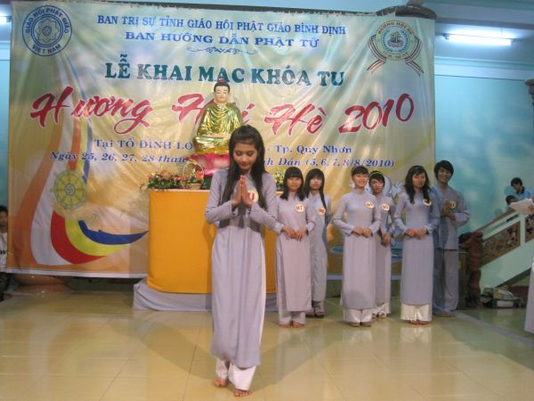 Chùm ảnh cuộc thi Văn nghệ và Duyên dáng áo lam của Hương hội hè 2010