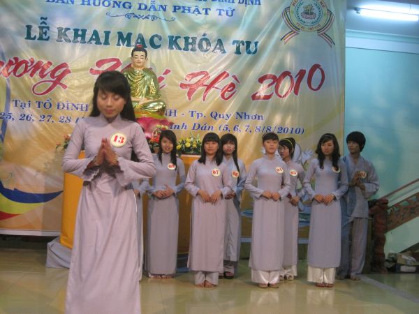 Chùm ảnh cuộc thi Văn nghệ và Duyên dáng áo lam của Hương hội hè 2010