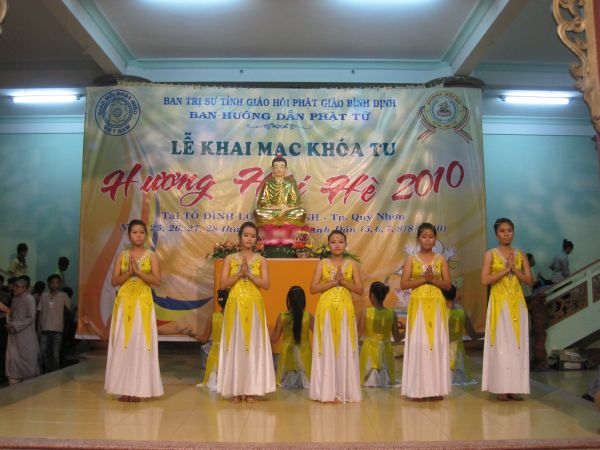 Chùm ảnh cuộc thi Văn nghệ và Duyên dáng áo lam của Hương hội hè 2010