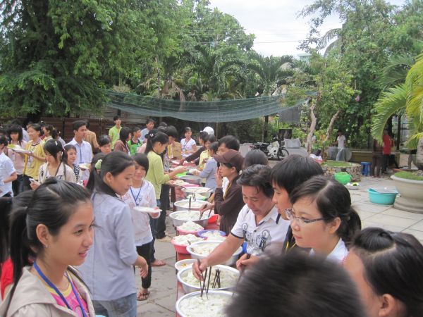 Chùm ảnh sinh hoạt ngày thứ ba khóa tu Hương hội hè - Bình Định