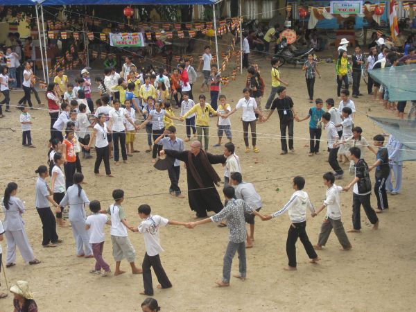 Chùm ảnh sinh hoạt ngày thứ ba khóa tu Hương hội hè - Bình Định