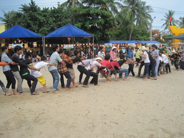 Chùm ảnh sinh hoạt ngày thứ ba khóa tu Hương hội hè - Bình Định