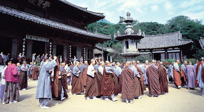 Hoa Nghiêm Cổ Tự - Danh thắng Phật giáo Hàn quốc