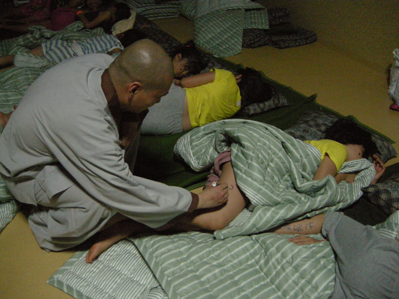 Hình ảnh  khóa tu mùa Hè cho Thanh thiếu niên  tại Tổ đình Hải Ấn Cổ Tự (Haeinsa) Hàn Quốc