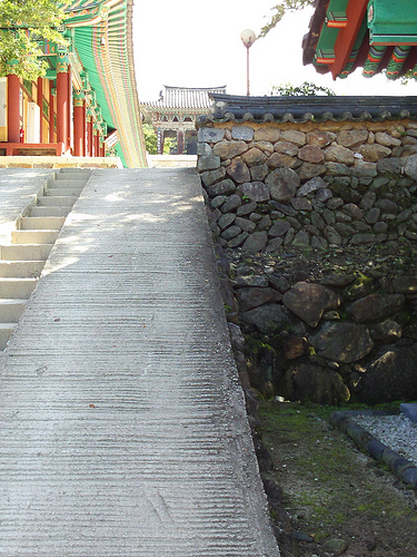 Hoa Nghiêm Cổ Tự - Danh thắng Phật giáo Hàn quốc