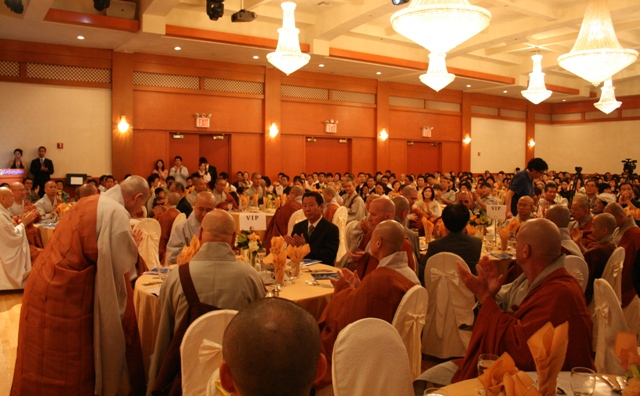 Ngài Tổng Thư Ký Phật giáo Hàn Quốc ký Hiệp định Relef tại văn phòng UNESCO Hoa Kỳ