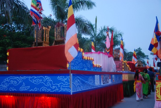 Bắc Ninh: Phụng nghinh long vị tám vị vua triều Lý