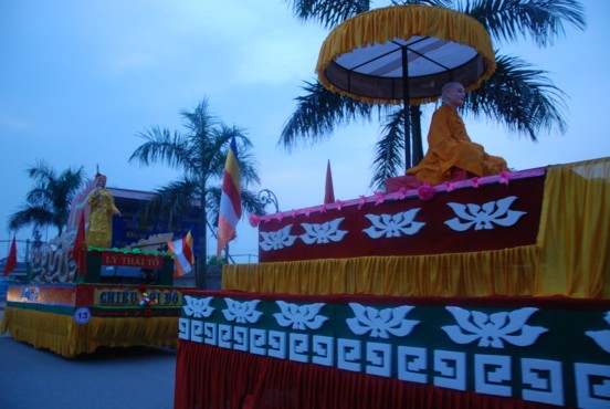 Bắc Ninh: Phụng nghinh long vị tám vị vua triều Lý