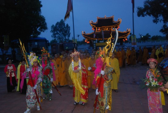 Bắc Ninh: Phụng nghinh long vị tám vị vua triều Lý
