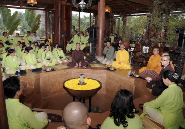 Chương trình “Thân Tâm An Lạc” với Đêm Pháp Hoa huyền diệu