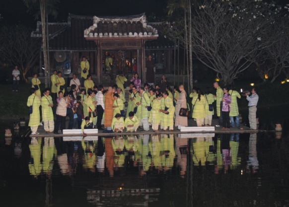 Chương trình “Thân Tâm An Lạc” với Đêm Pháp Hoa huyền diệu